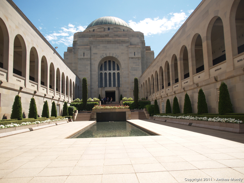 Image of the Australia War Memorial, commemorative courtyard - 7