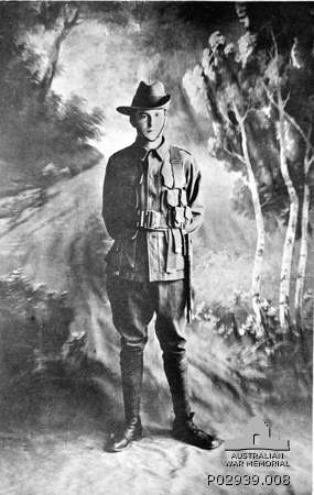 Image of c. 1916. Studio portrait of Private (Pte) William Jackson VC, 17 Battalion