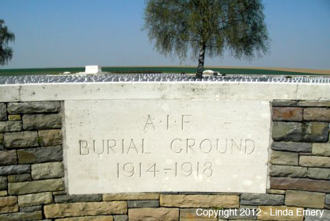 Image of the entrance to the Commonwealth War Graves Cemetery, Grass Lane, Flers. Image courtesy of Linda Emery 2007
